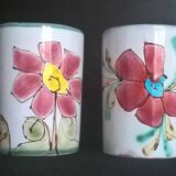 Tasses en céramique peints à la main signées par l'artiste