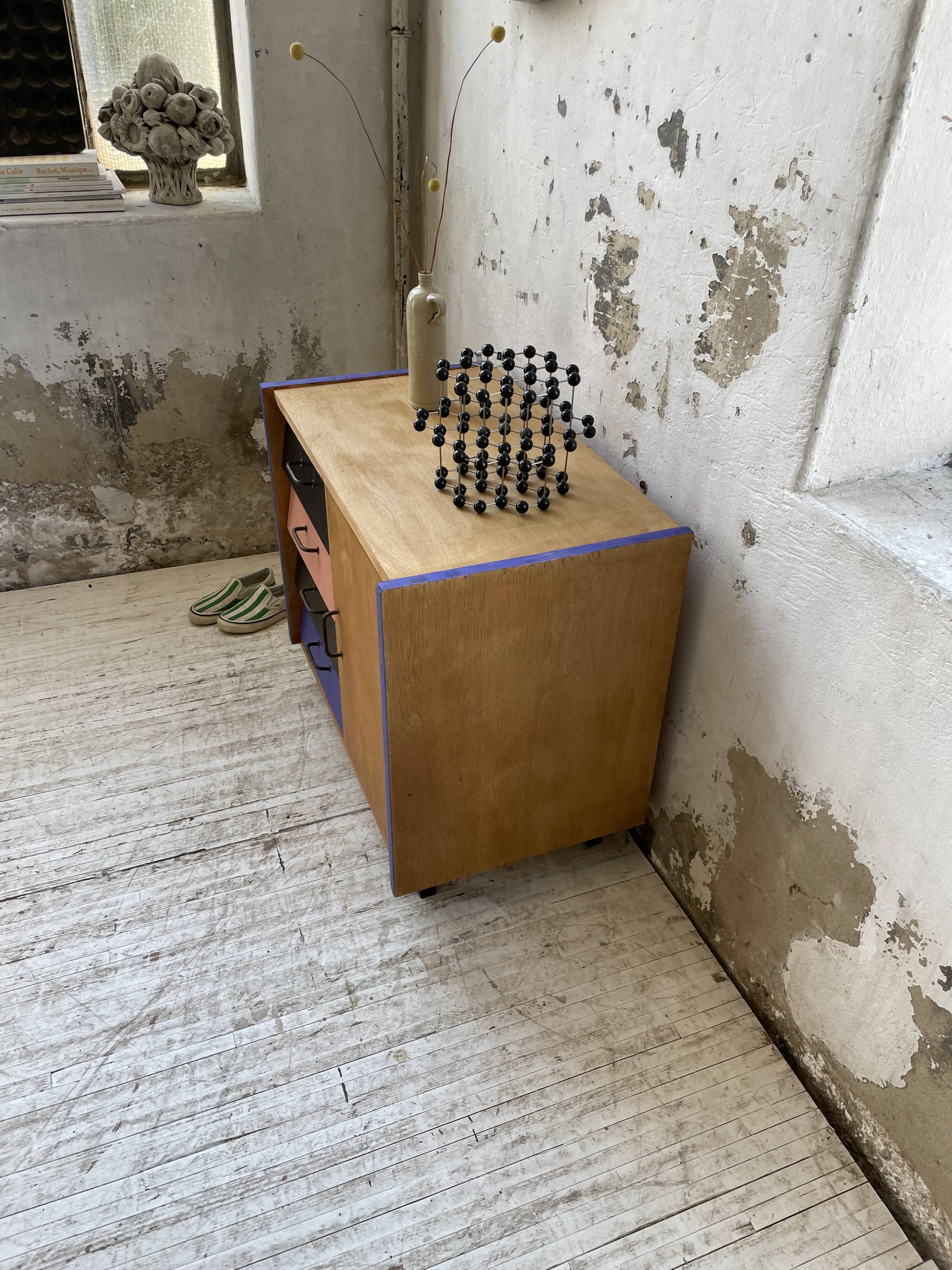 Meuble commode colorée années 60