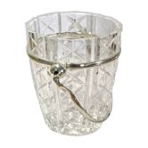 Ice bucket