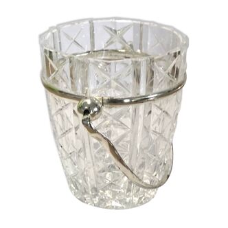 Ice bucket