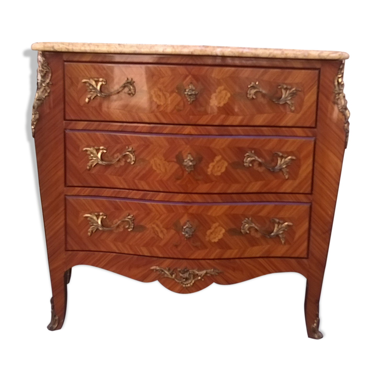 Commode style Louis XV estampillé
