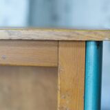 Oak desk called "supervisor"