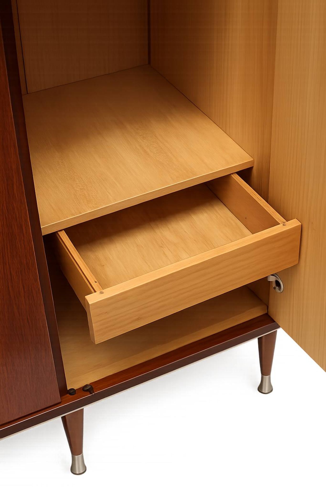 Teak wardrobe with 5 doors, hanging rail and shelves