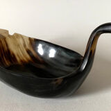 Empty horn pocket