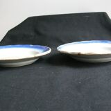 Paire de plats en faïence