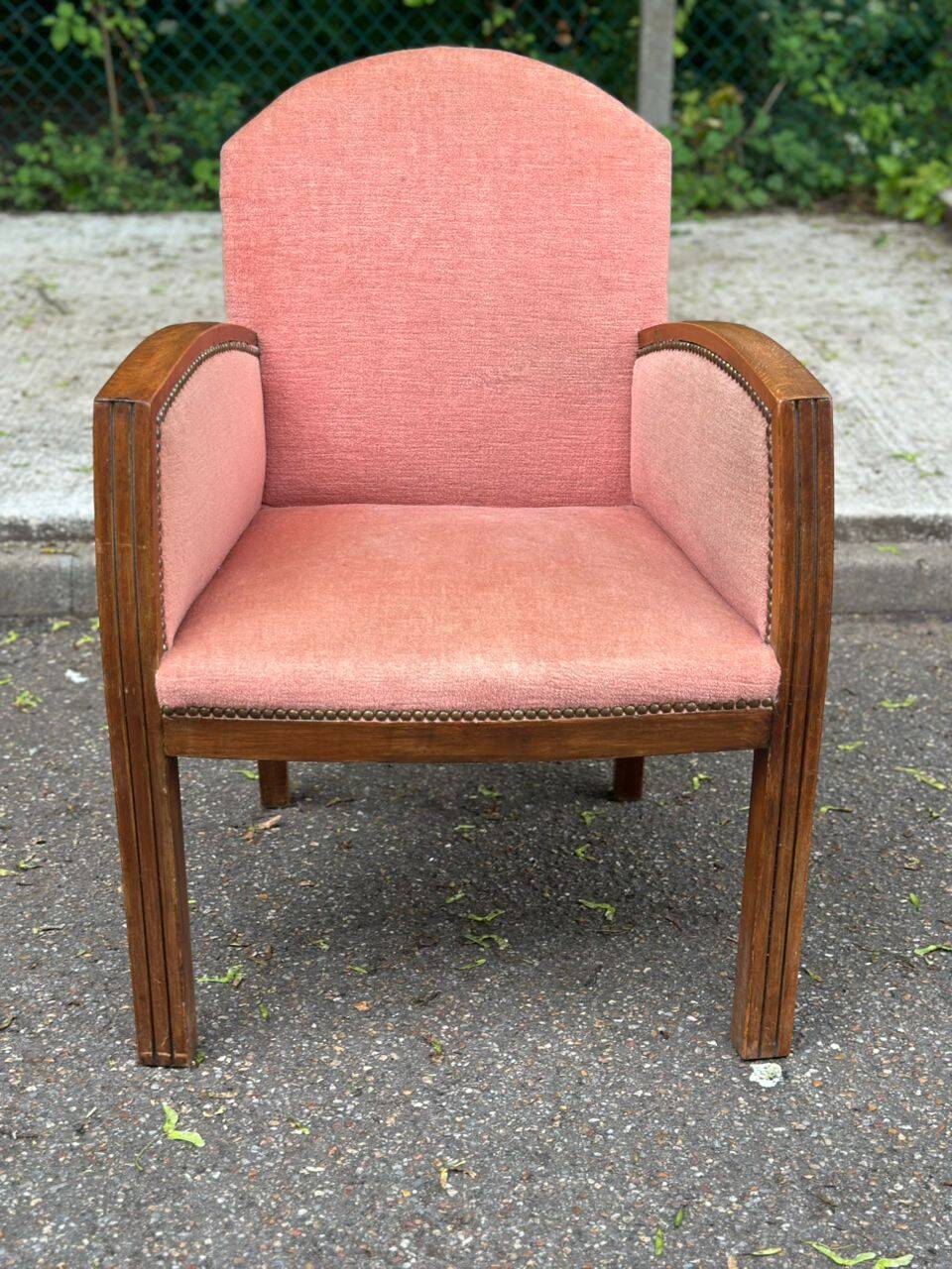 Art Deco bridge armchair in solid oak and salmon pink velvet, 1960.