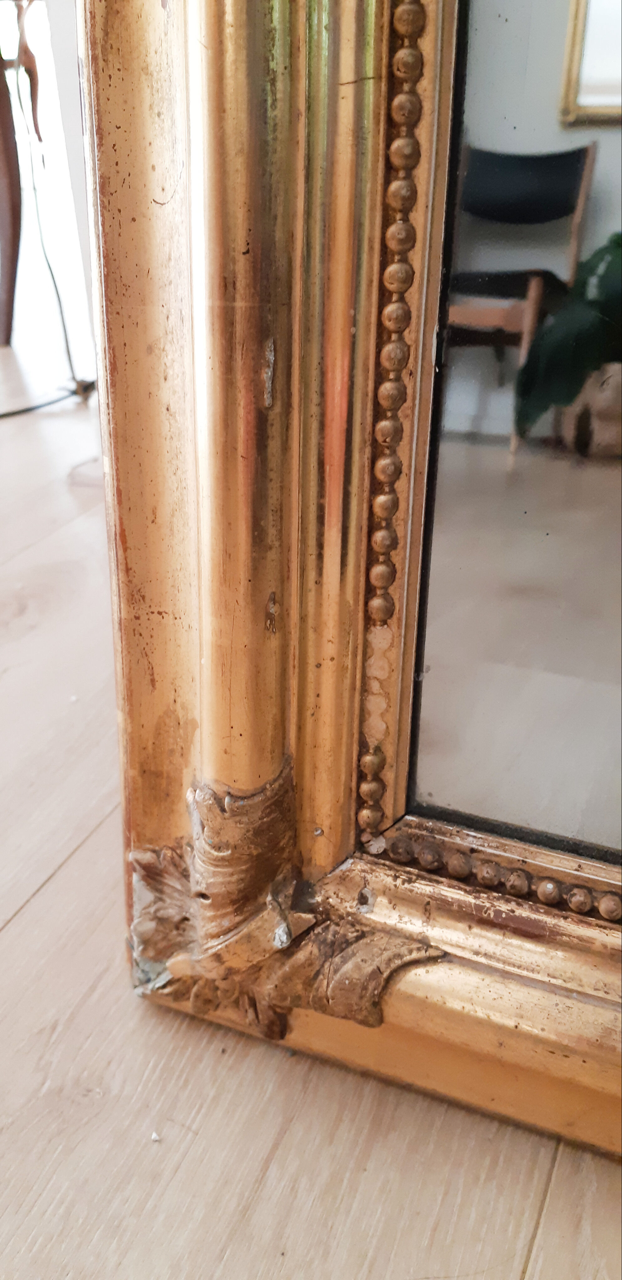 Old mirror in gilded wood Louis XVI style, 97 x 84 cm