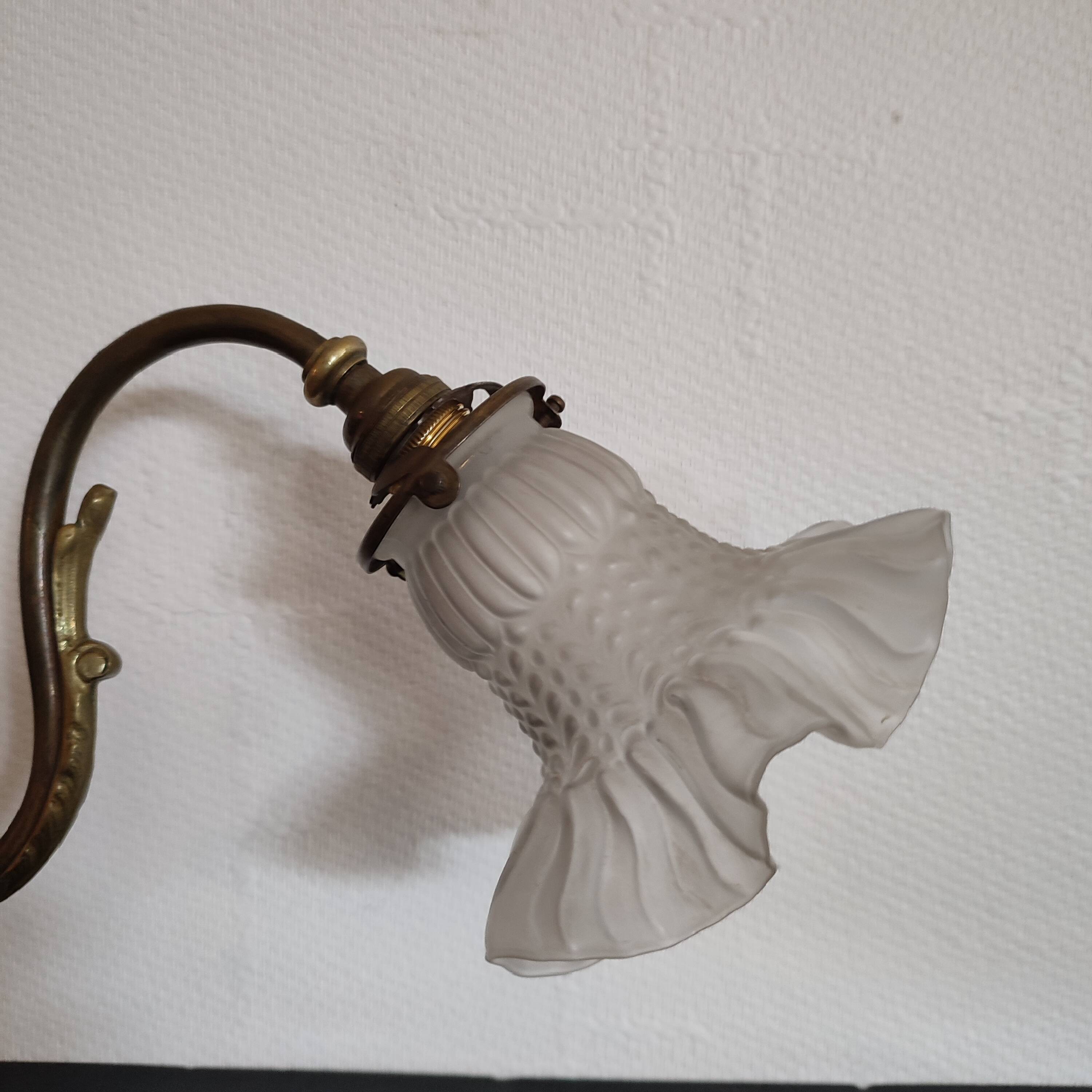 Art Deco wall lamp