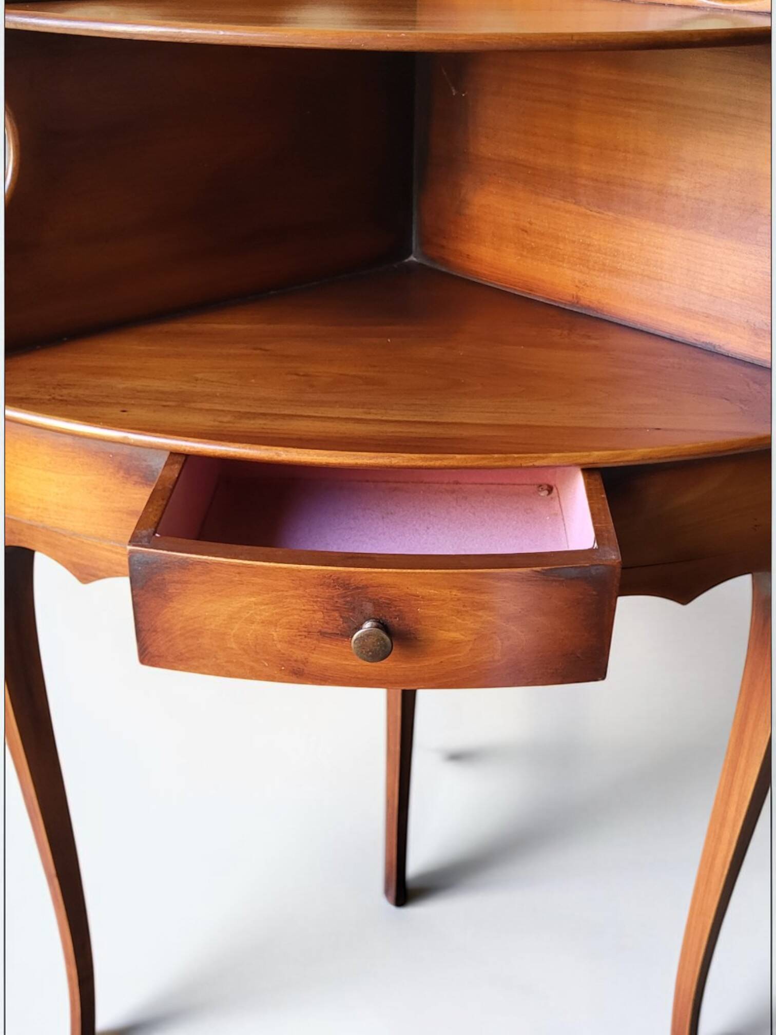 Corner furniture / Wooden corner unit