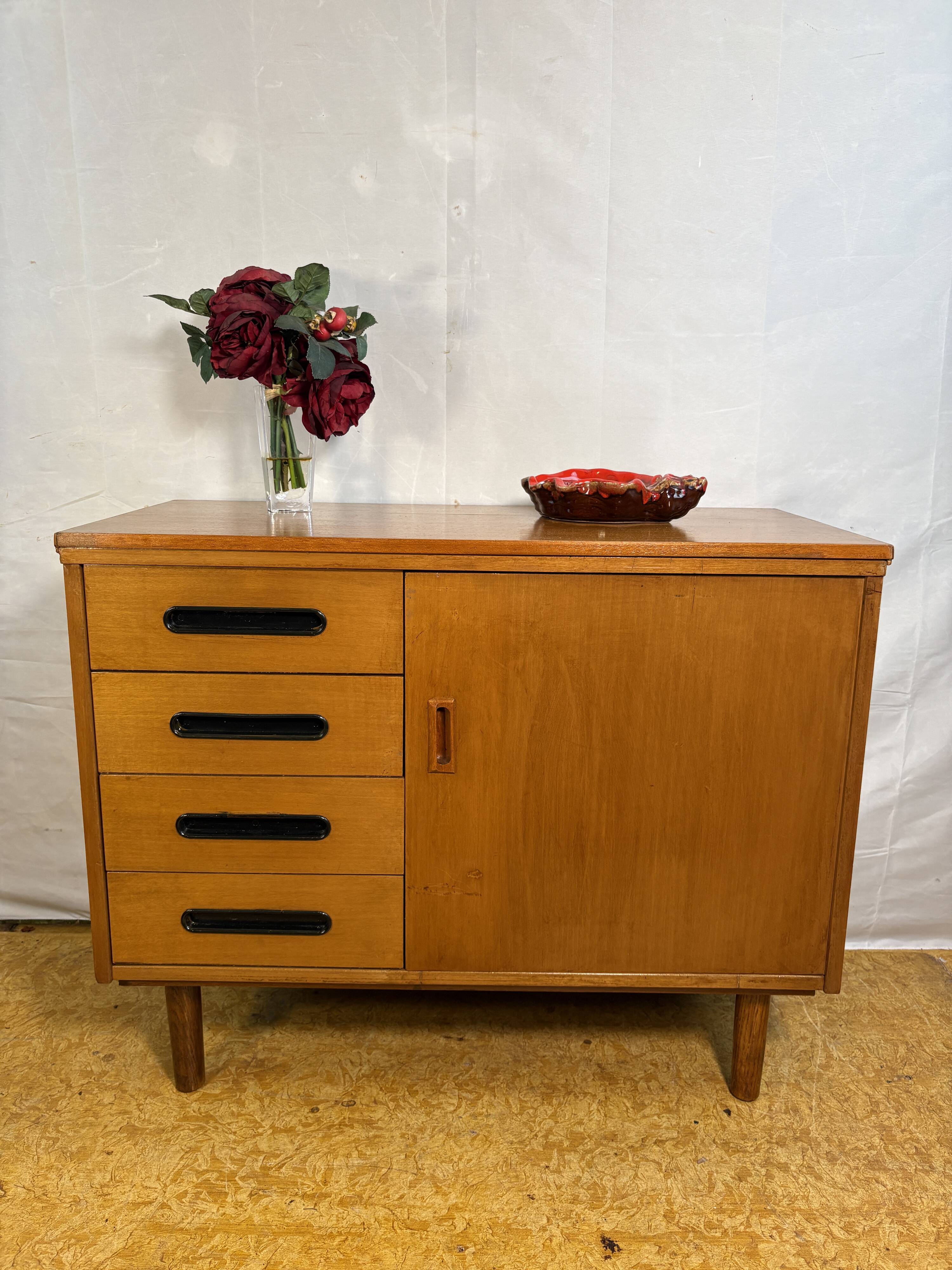 Vintage Mid-Century Teak Small Sideboard | 1960s | Scandinavian Compact