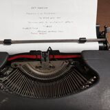 Machine a écrire portative Japy métal Noir Mat années 1950