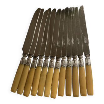 Couteaux manches bakélite années 50