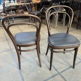 Pair of Thonet 214 chairs