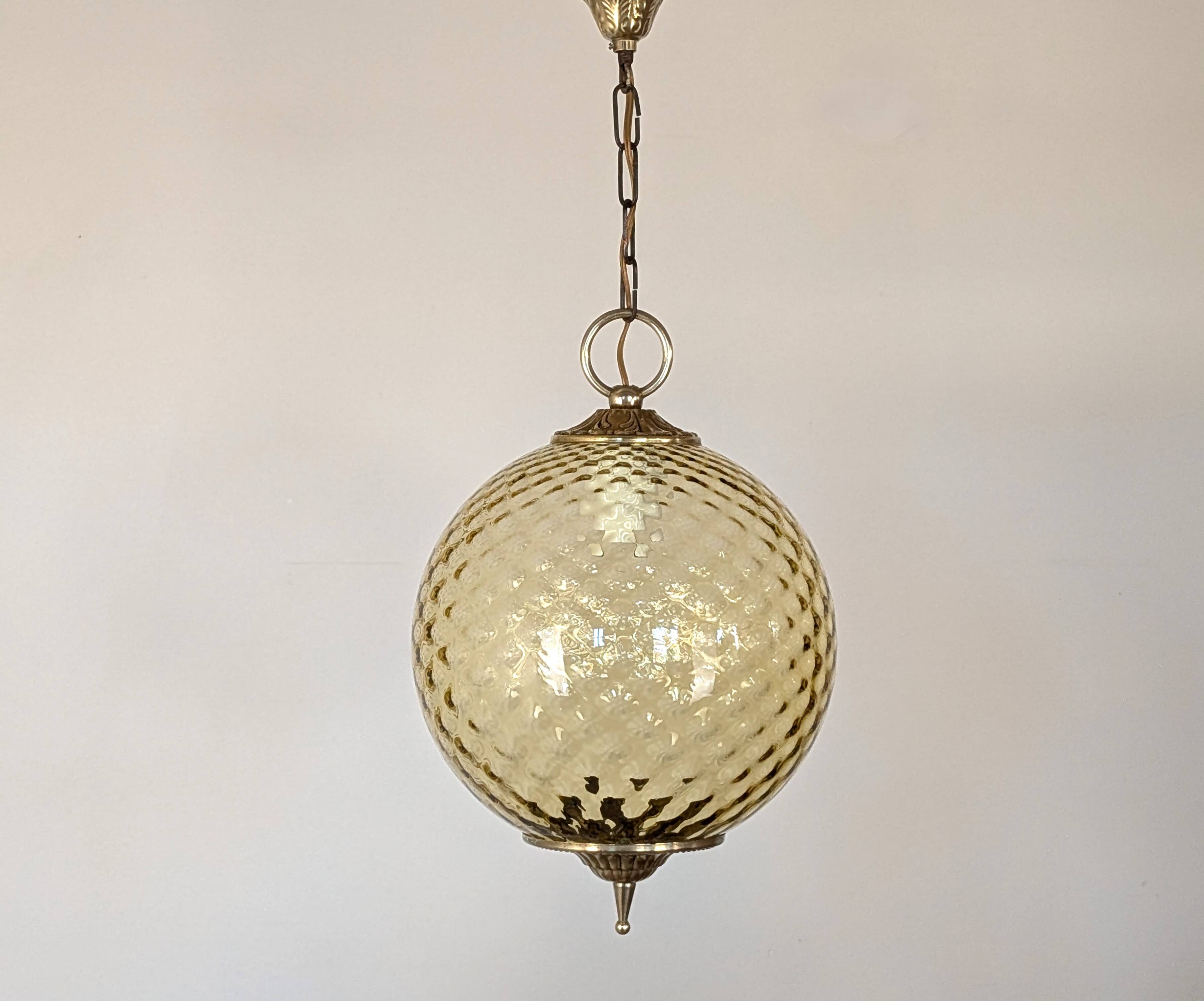 Amber glass pendant light