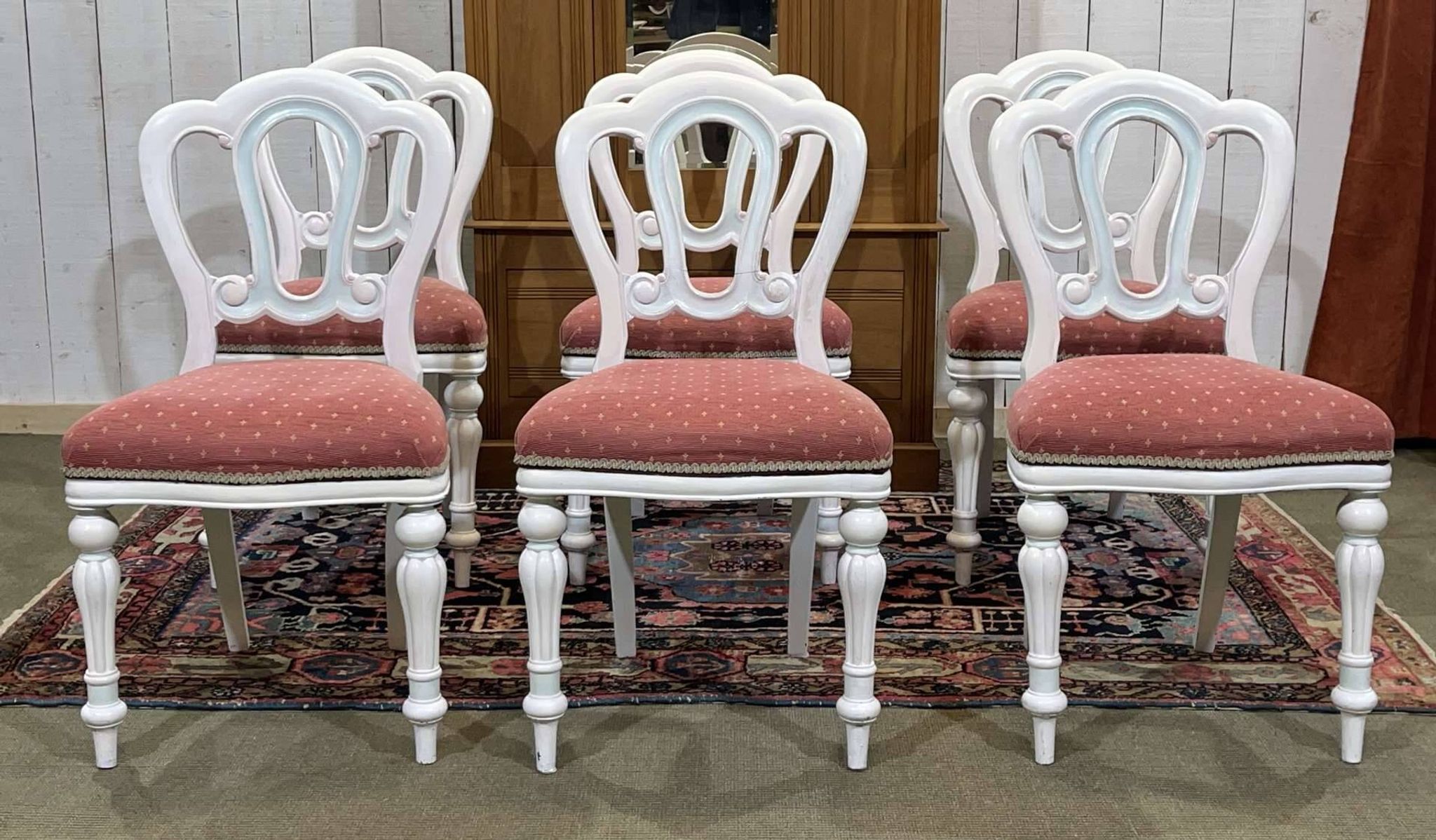 Set of 6 English Victorian style mahogany chairs.