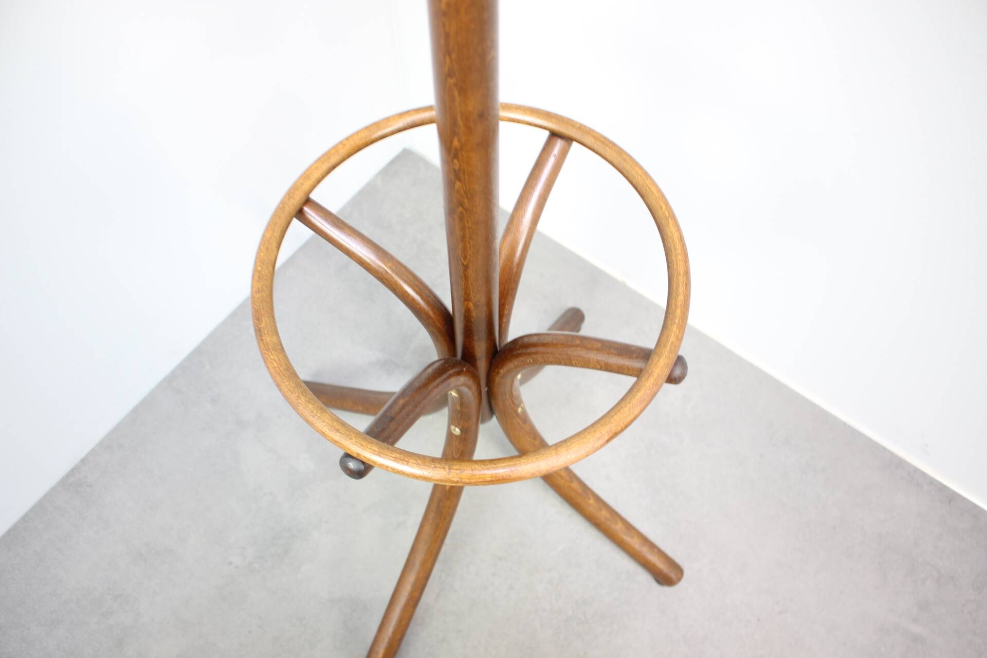 Vintage Curved Wooden Coat Stand VALET, Czechoslovakia, 1970s–1980s