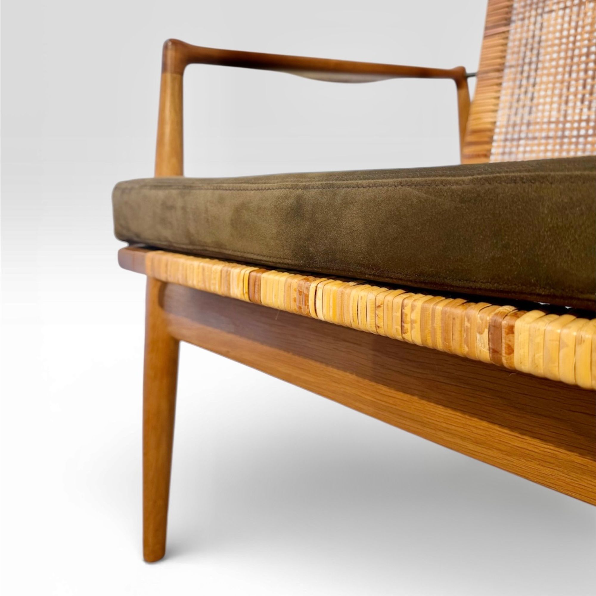 Pair of armchairs model SW 96 by Finn Juhl
