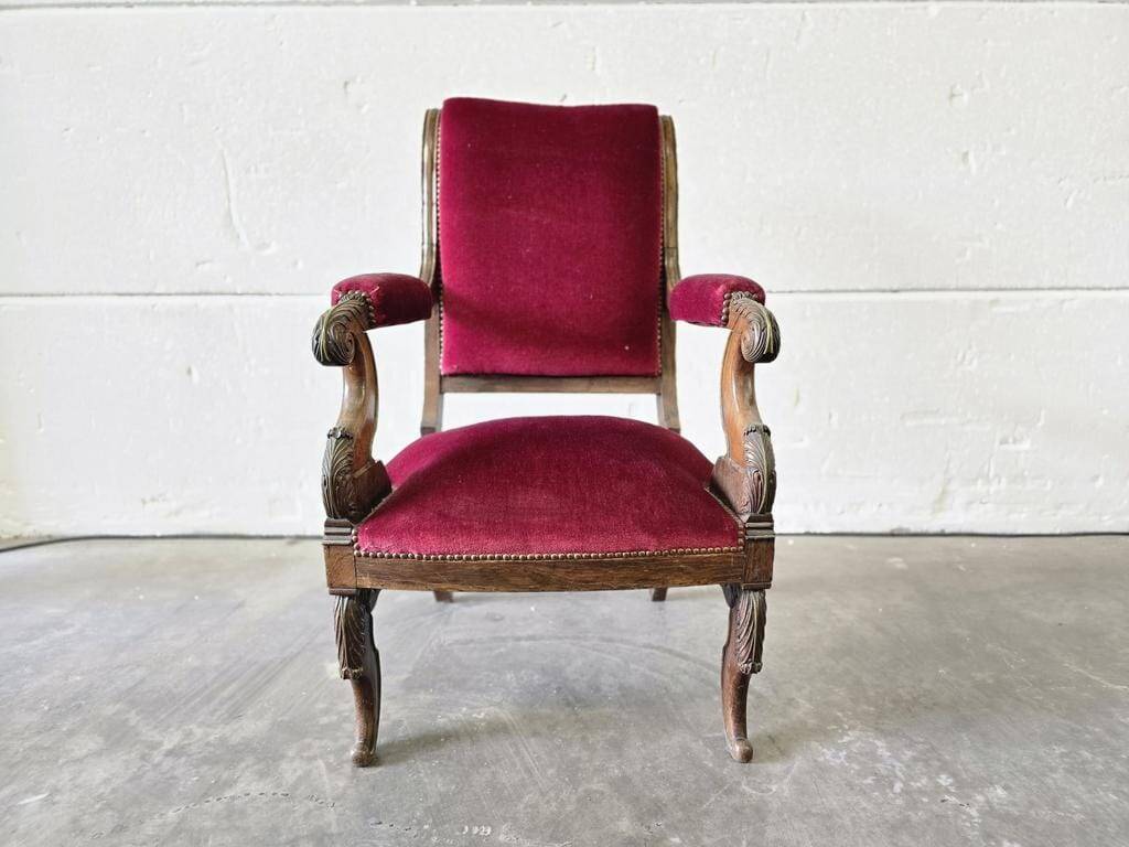 Vintage antique pink chair / armchair