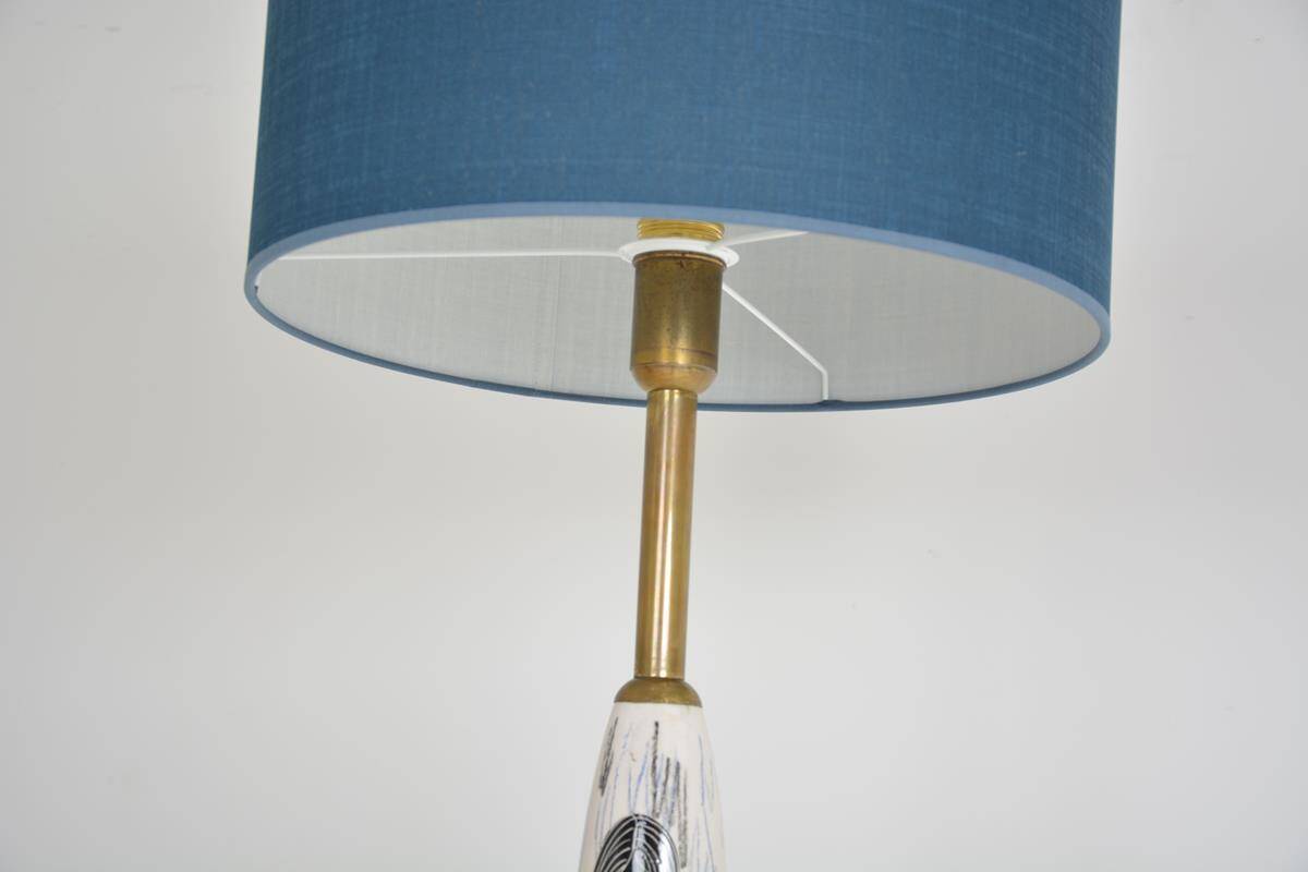 Lampadaire vintage, datant des années 60.