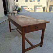 Rustic monastery farmhouse table, antique, 19th century, made of walnut.