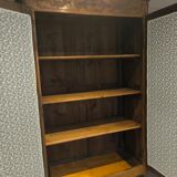 Walnut Louis XV wardrobe from the 18th century.
