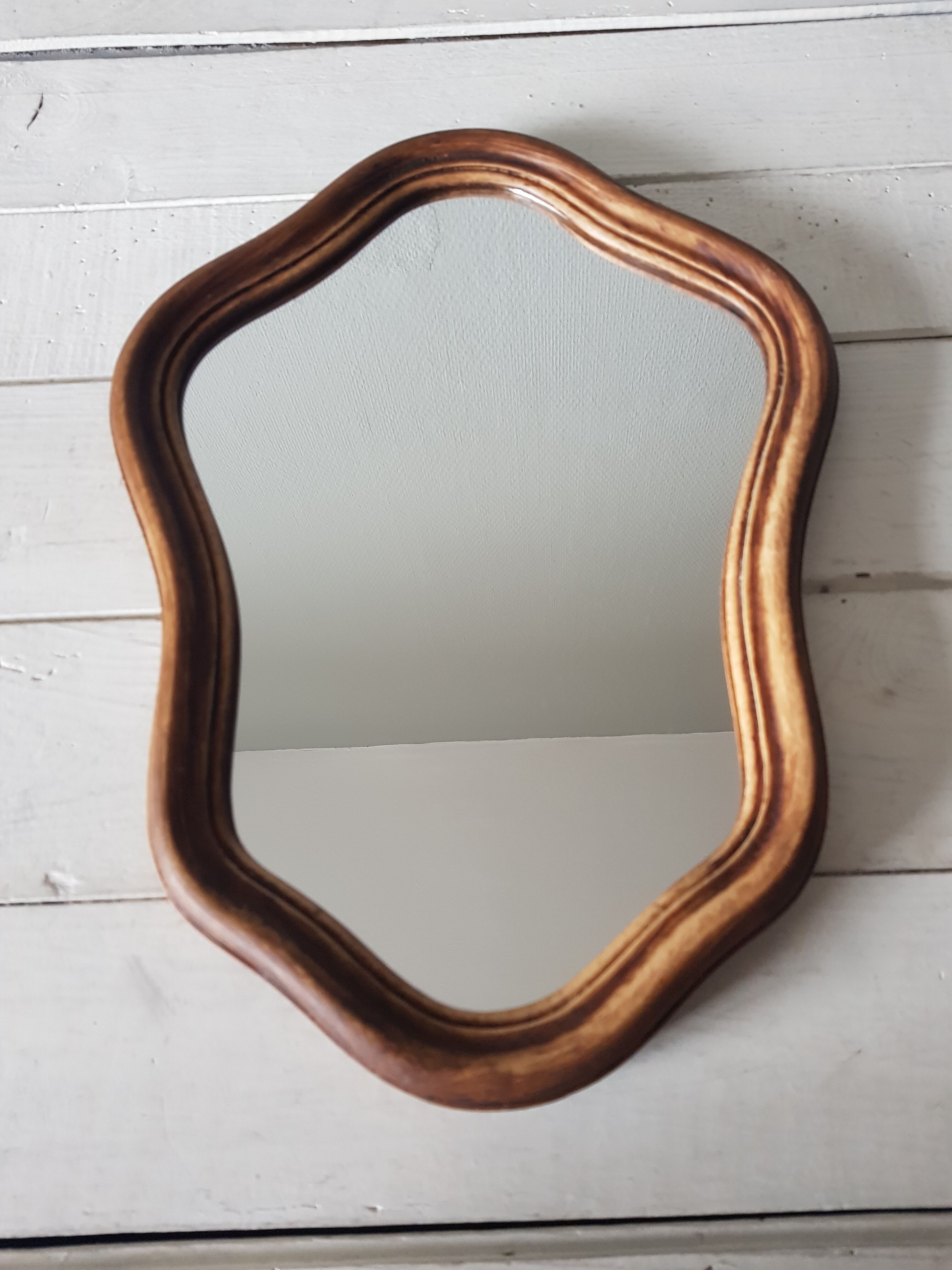 Asymmetrical mirror in vintage wood - 39x29cm