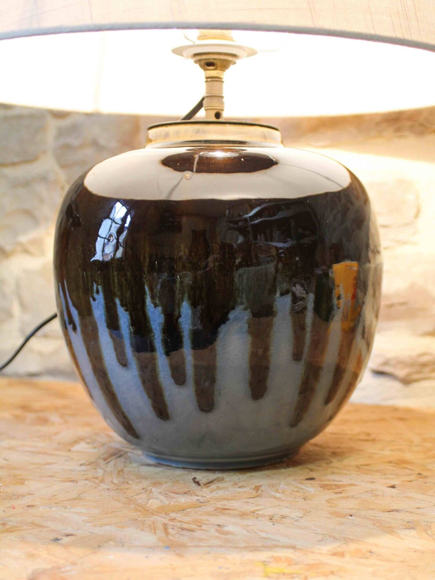 Ceramic lamp base