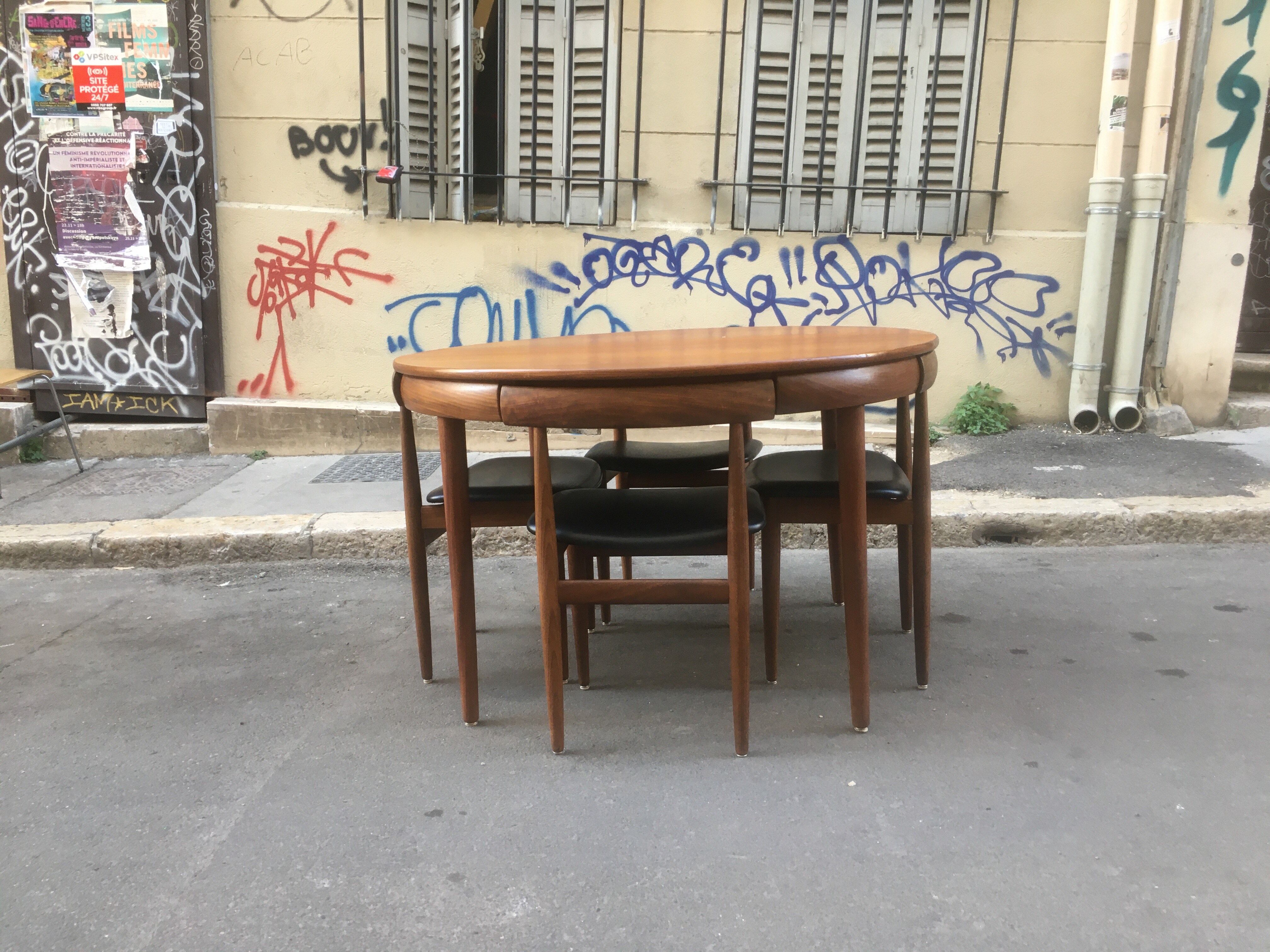 Teak table and chairs by Hans Olsen for Frem Røjle, 1960s