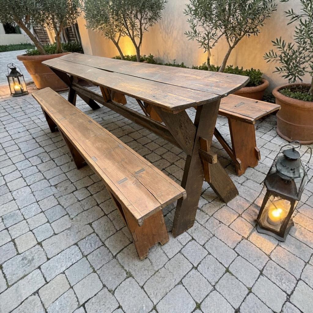 Table XL vintage en bois / Table de jardin avec bancs intégrés