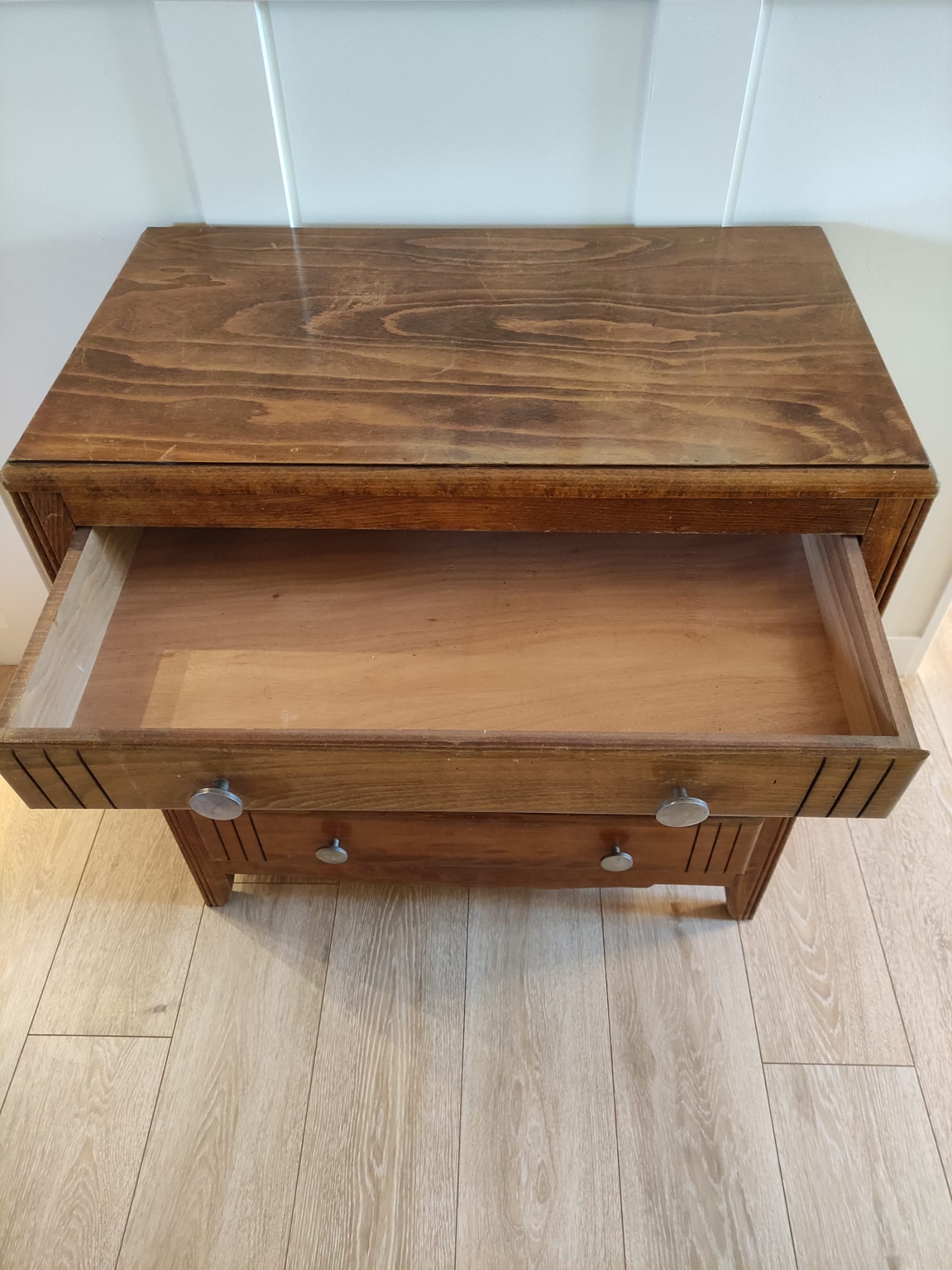 Vintage 40s chest of drawers