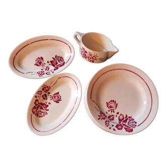 Service St Amand rose red 3116