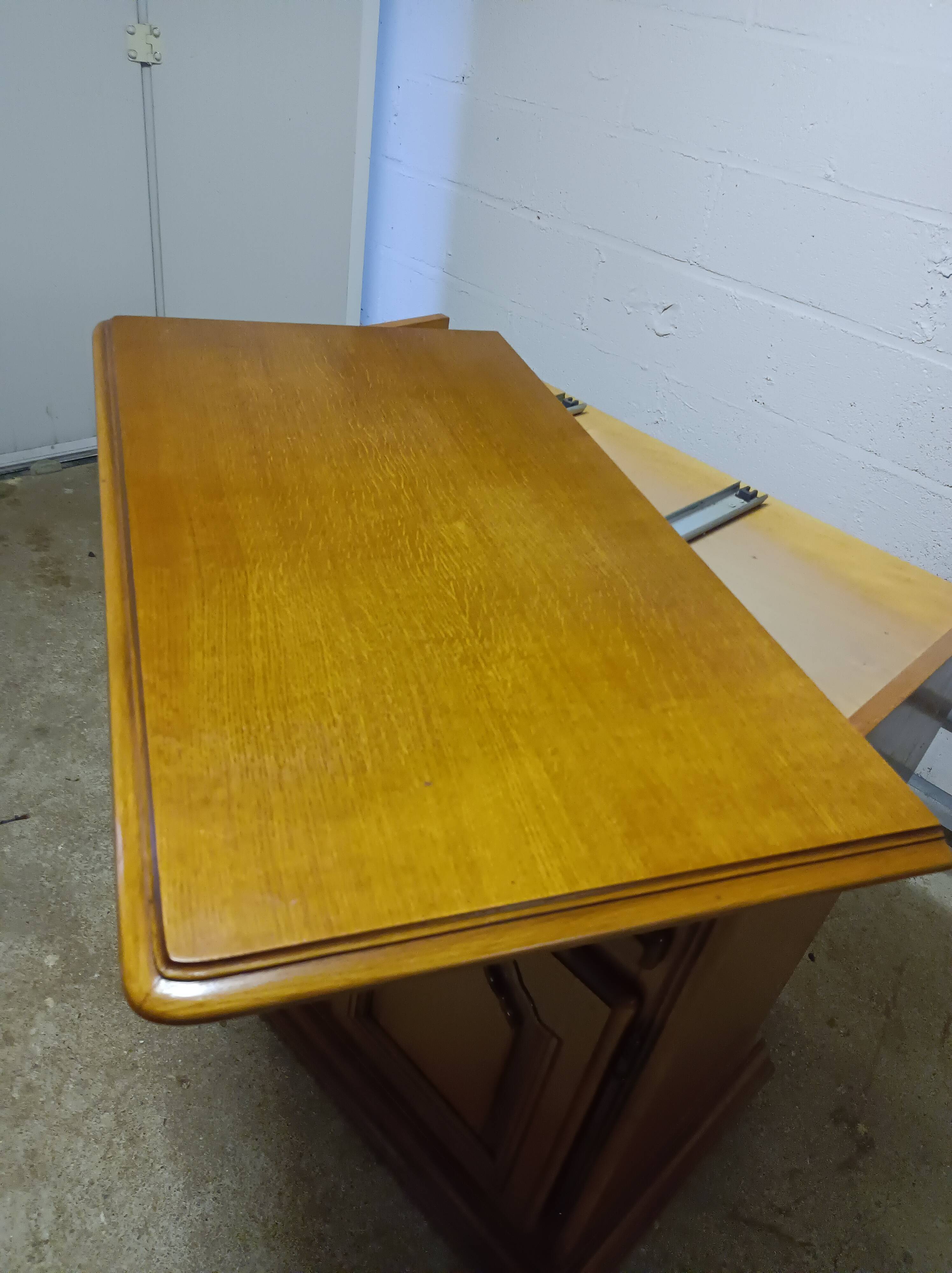 Meuble plateau tournant