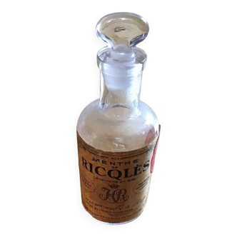 Old medicine boxes, Ricqles
