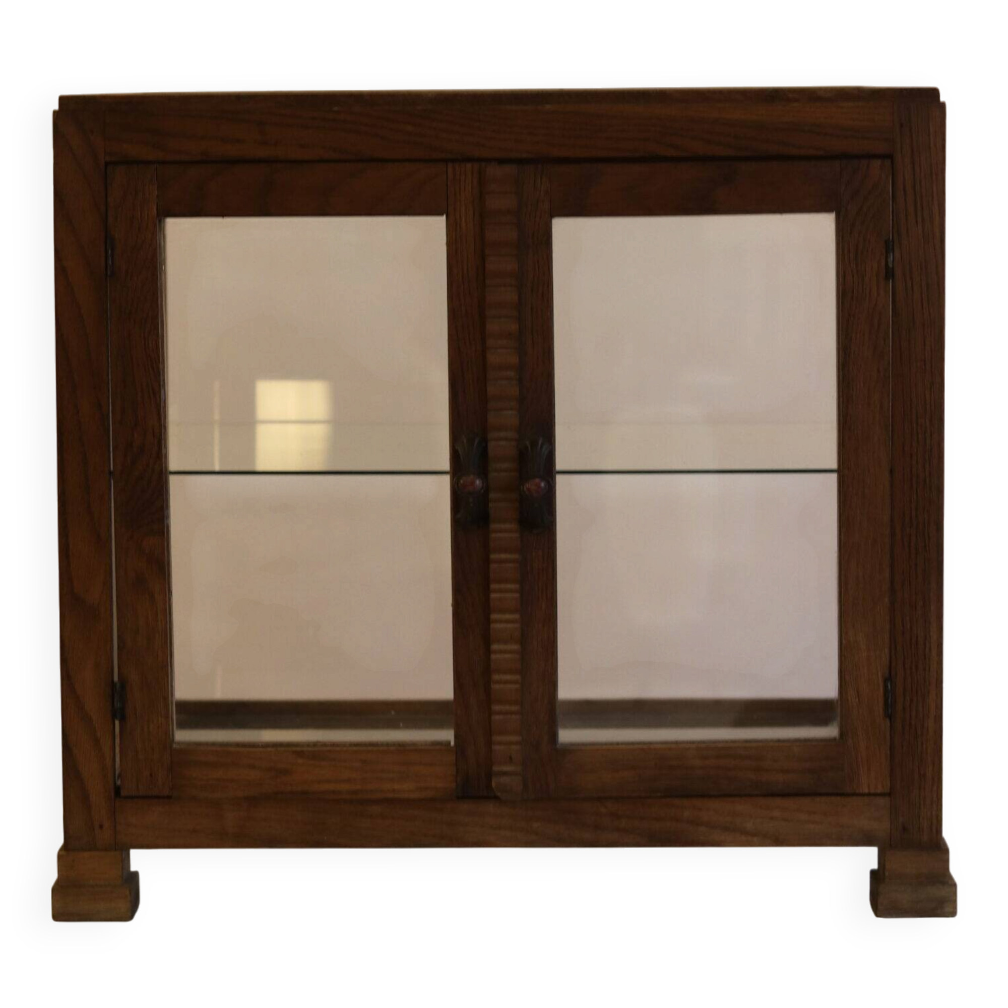 Art Deco table display cabinet in oak, fully glazed with a glass shelf.