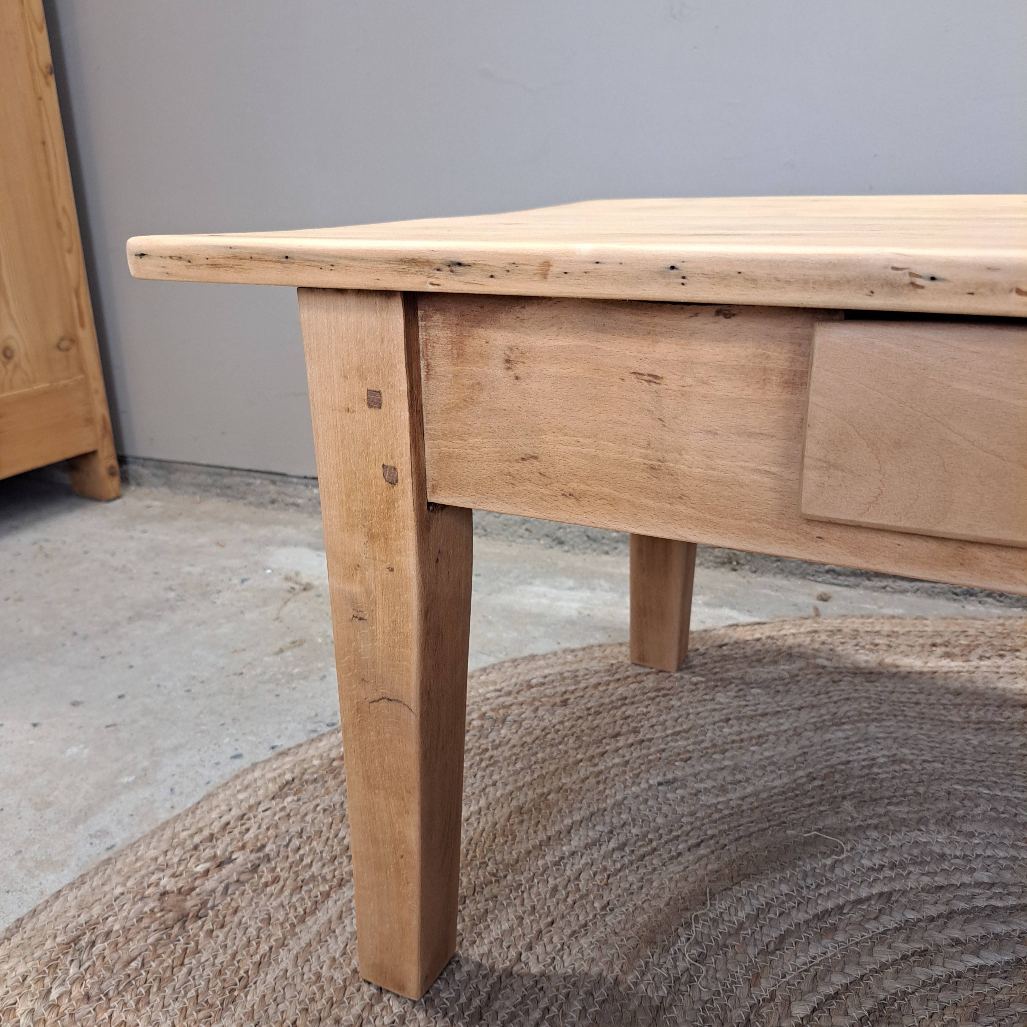 COFFEE TABLE