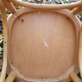 Fauteuil de bistrot pouvant servir de chaise de bureau