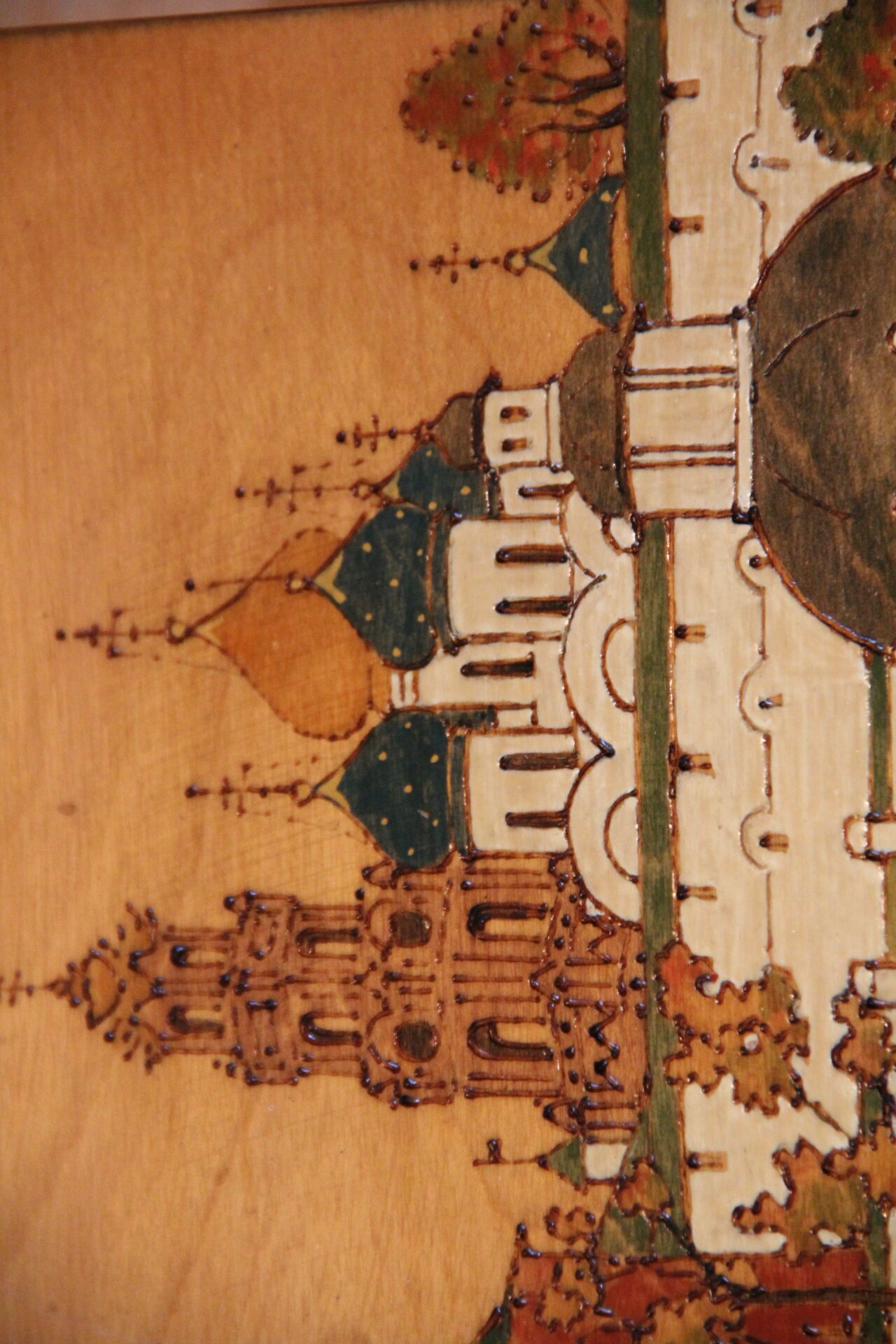 Hand-painted engraved and painted wooden box, seen from Moscow