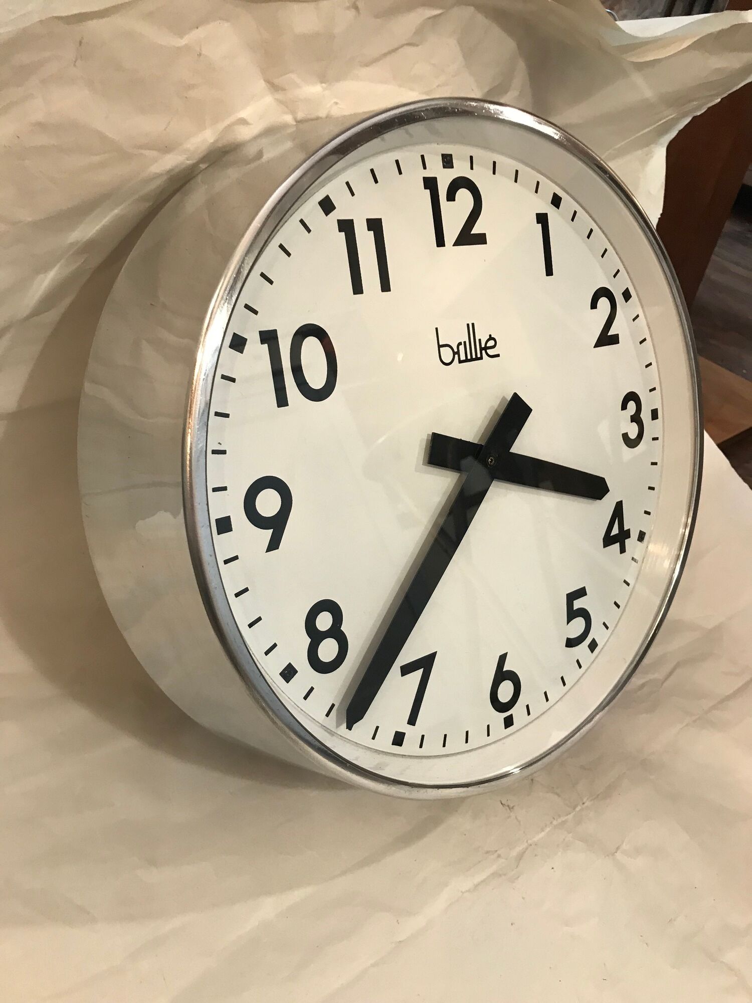 Brillie industrial clock 30 cm works vintage
