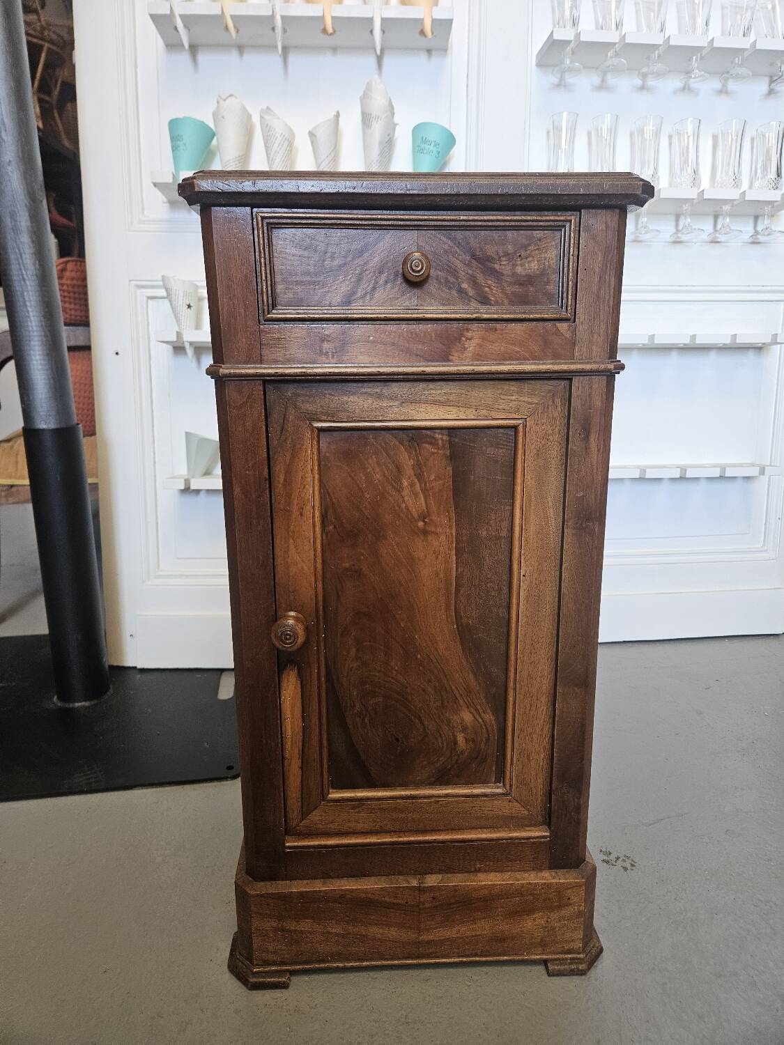 Meuble de rangement, chevet en bois massif