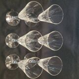 6 anciennes flûtes à champagne en cristal taillé