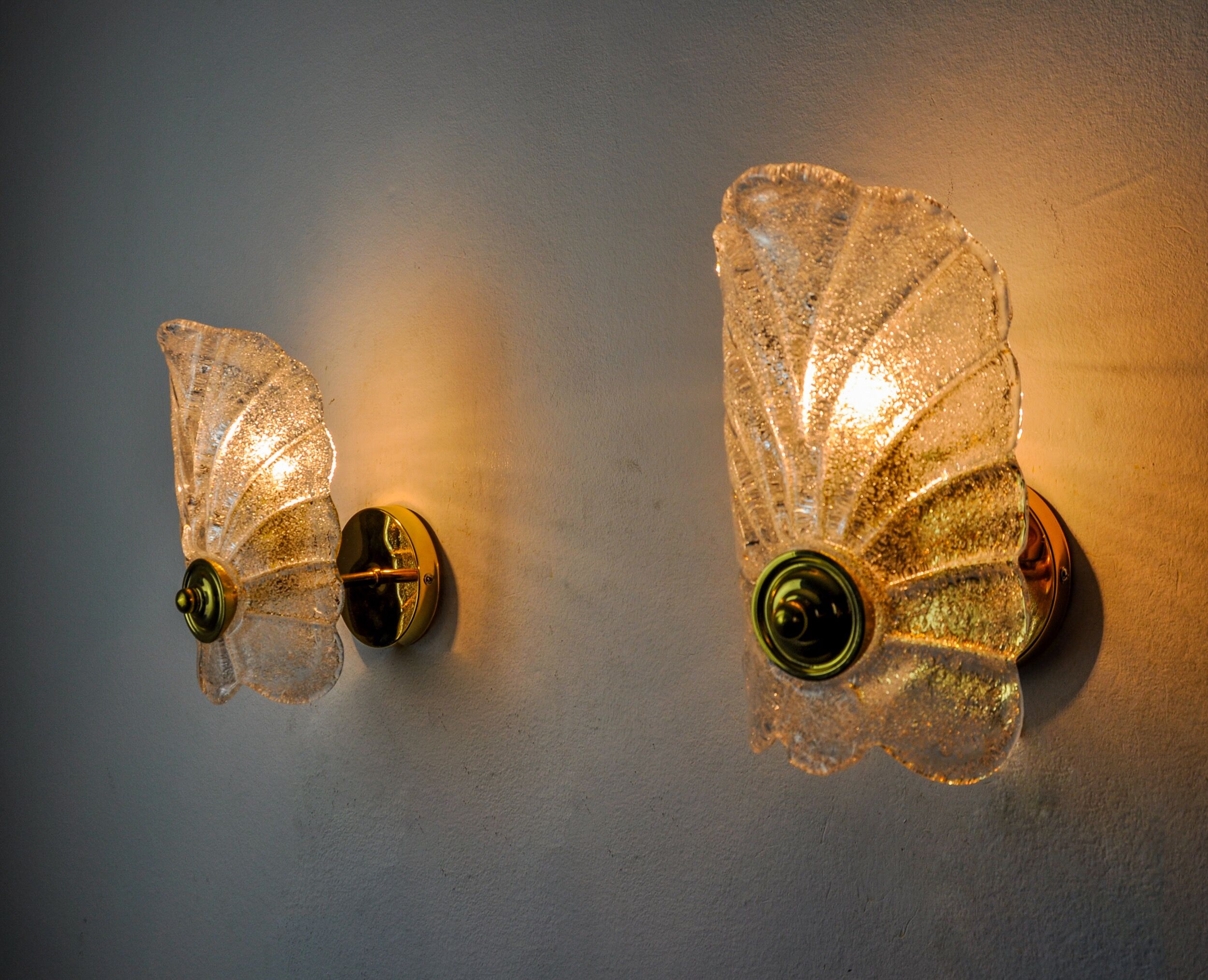 Pair of frosted leaf sconces, murano glass, italy, 1970