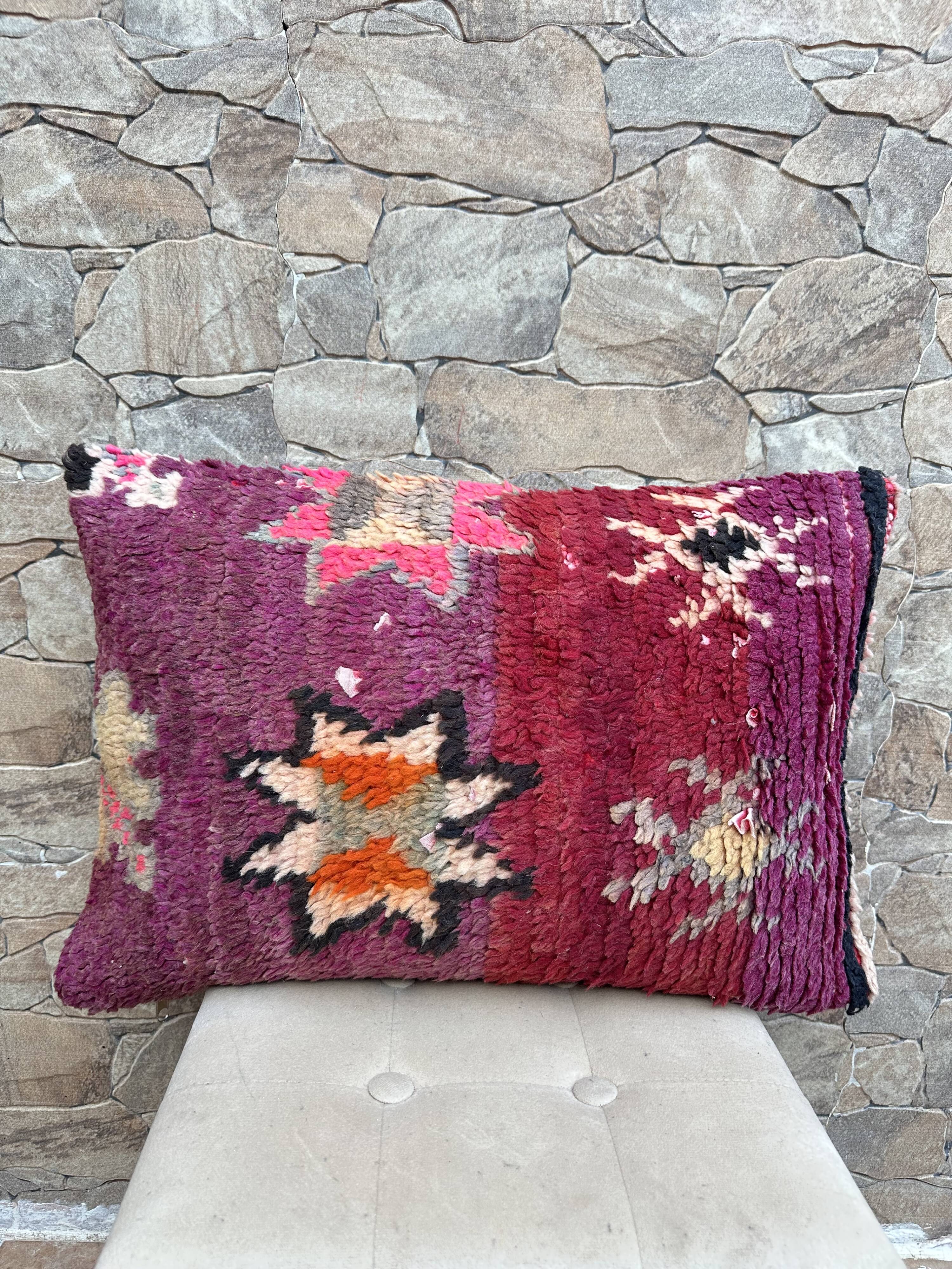 Beautiful vintage Berber Kilim cushion from Morocco