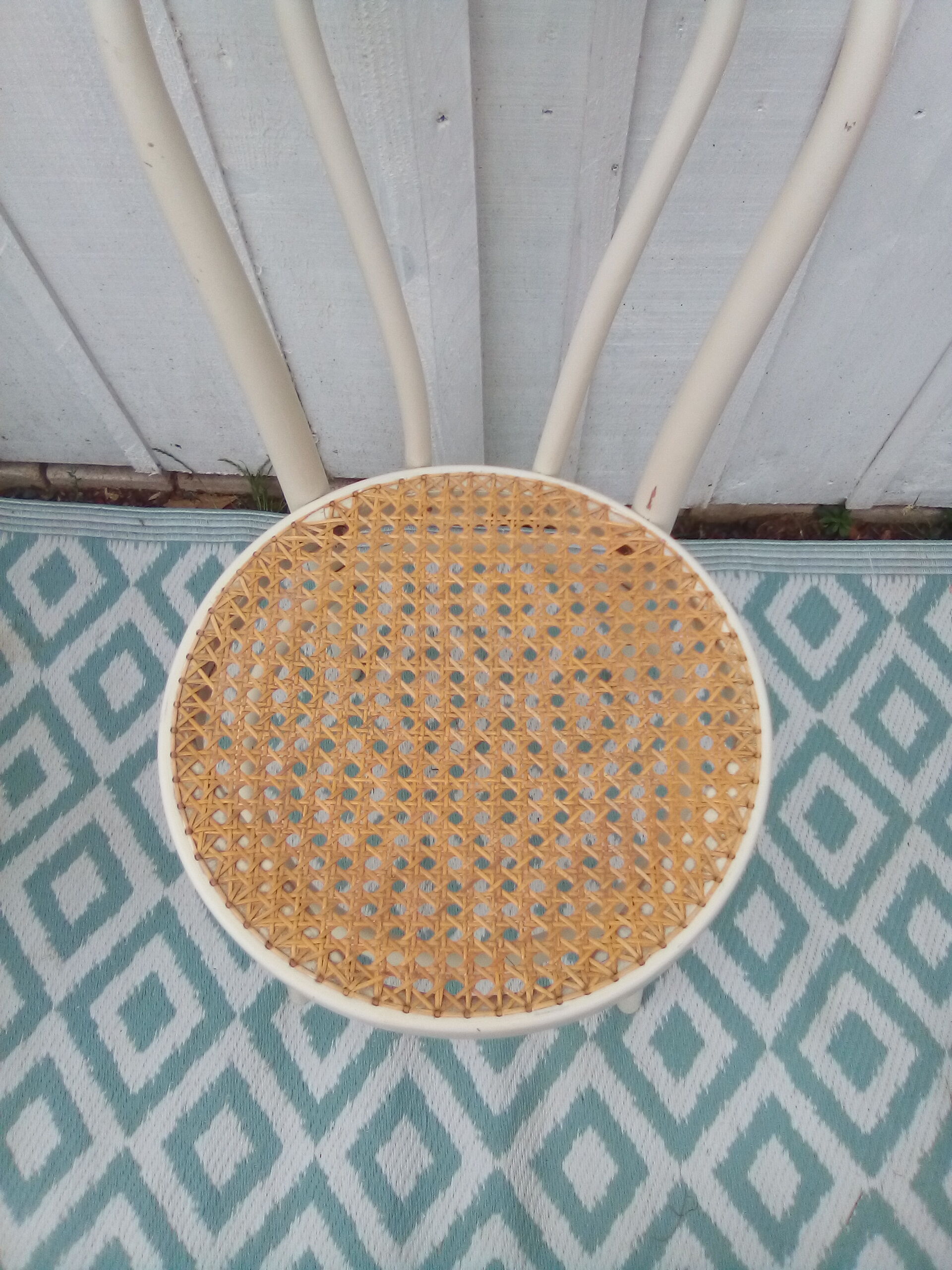 Lot of 4 bistro chairs in caned wood