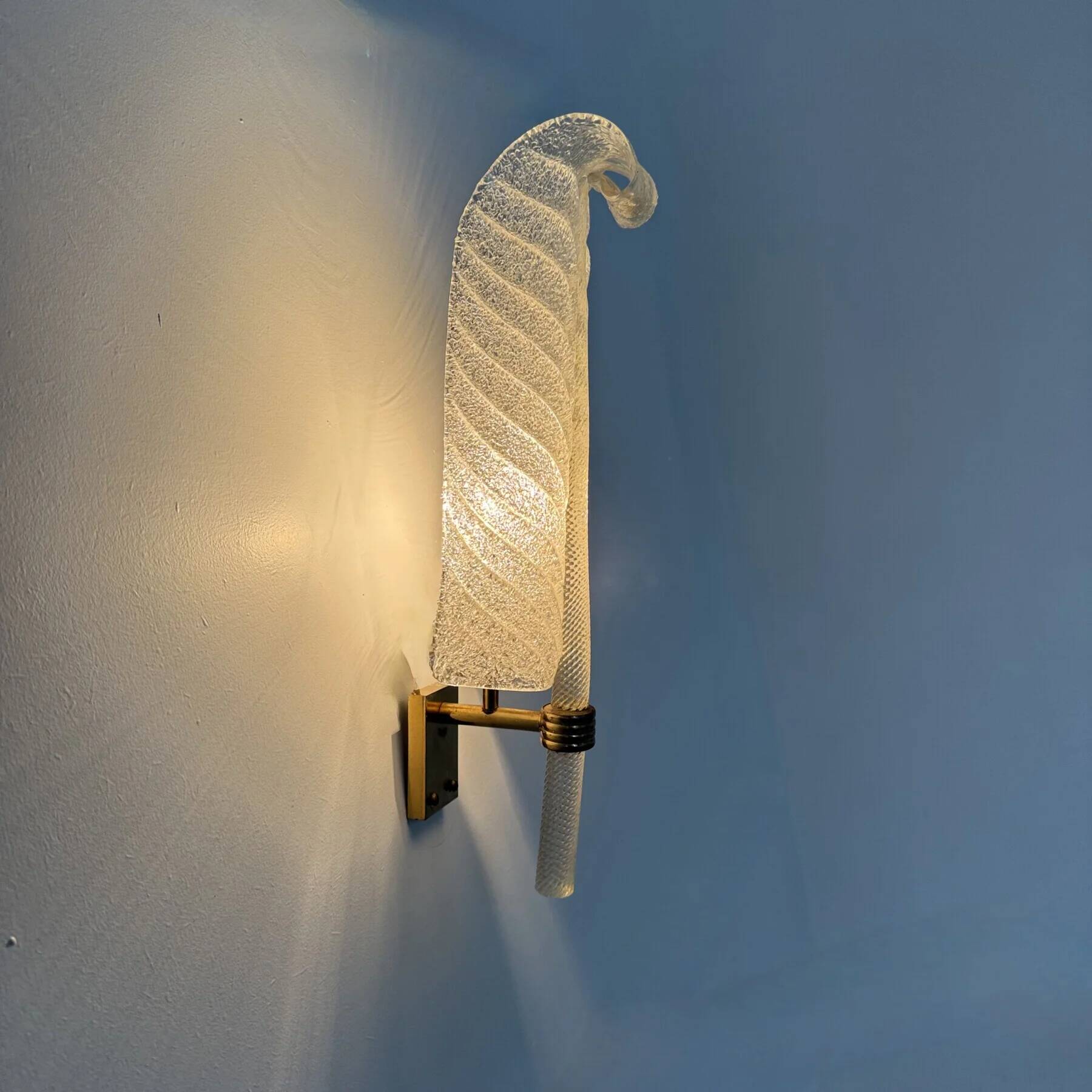Large Barovier & Toso wall lamp Murano glass leaf, 1970s