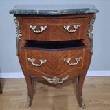 Commode en marqueterie et marbre vert