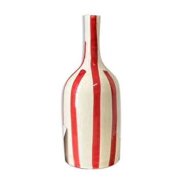 Vase artisanal bouteille rouge rayé