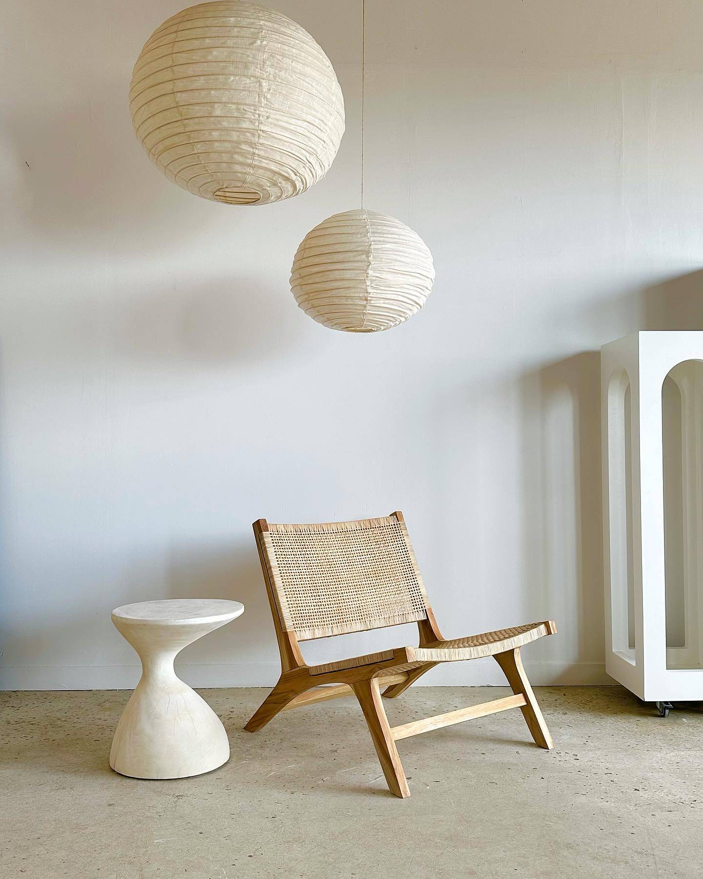 Average suspension in rattan and natural linen, Japanese-style, round D:40.