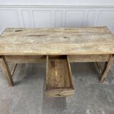 Work table from 1880 with drawers