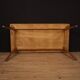 Table design italienne en bois du 20ème siècle