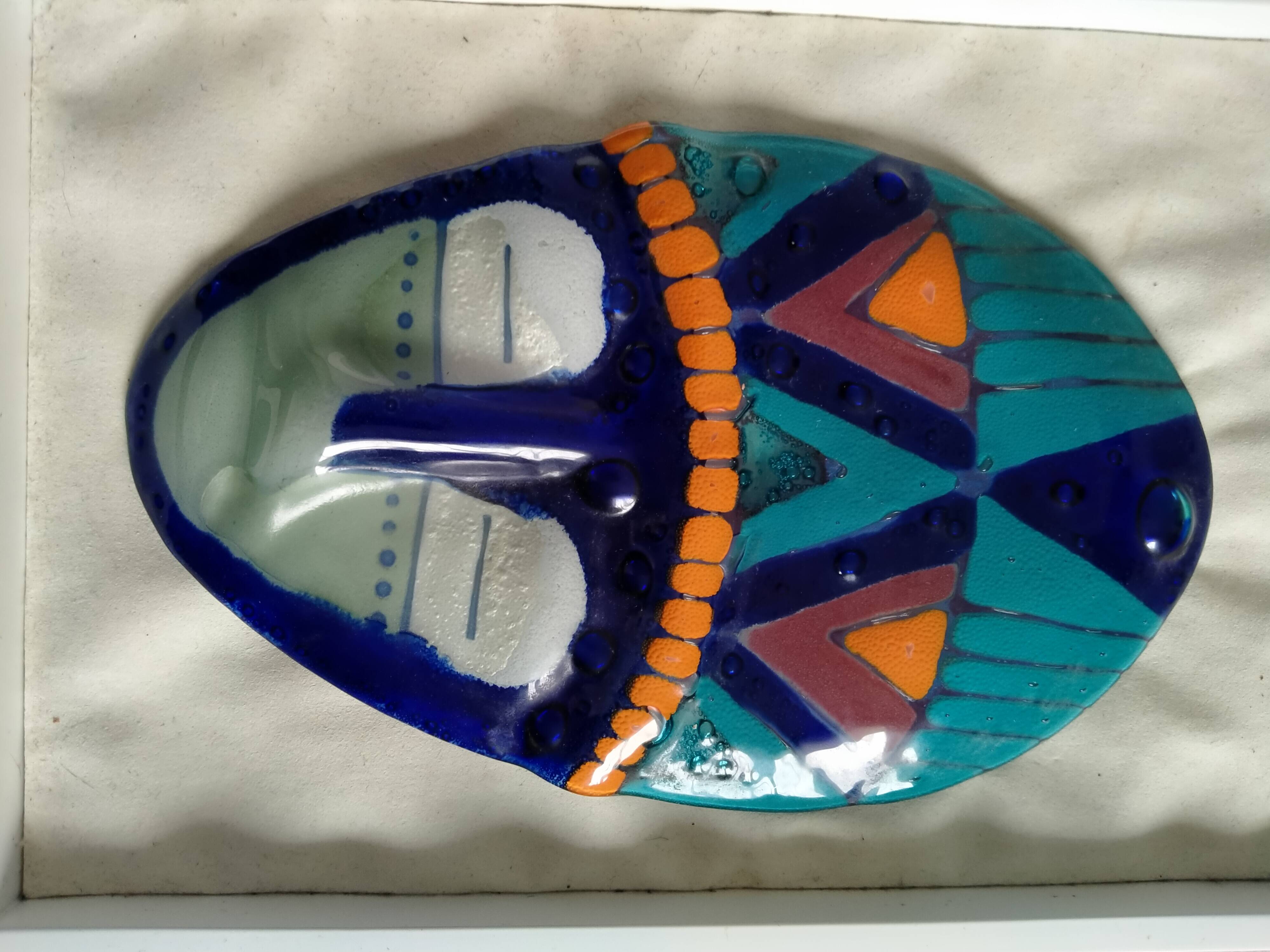 Ethnic mask with its display stand